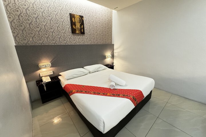 Room 7 of 30