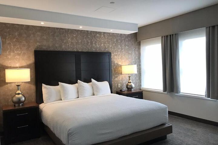 Standard | King Bed (20 of 34)