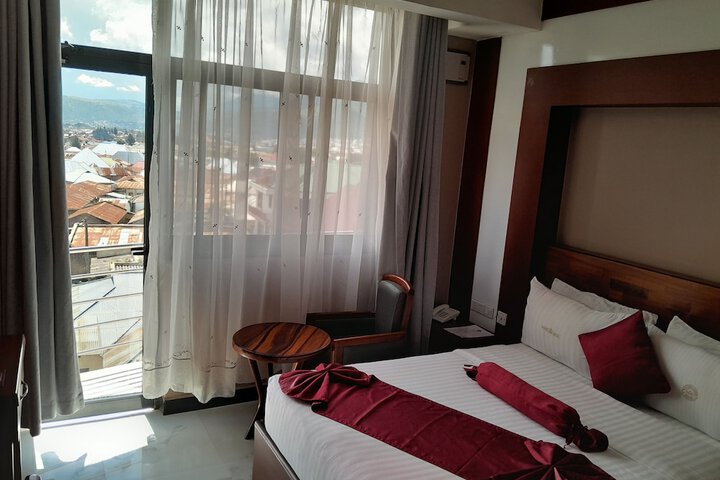 Room 26 of 119