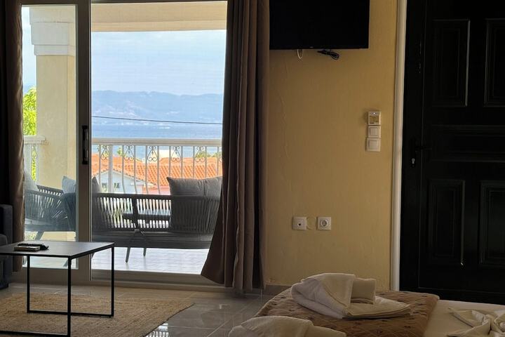 Room 41 of 106