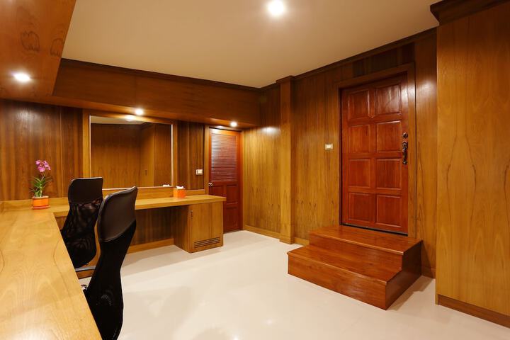 Room 22 of 112