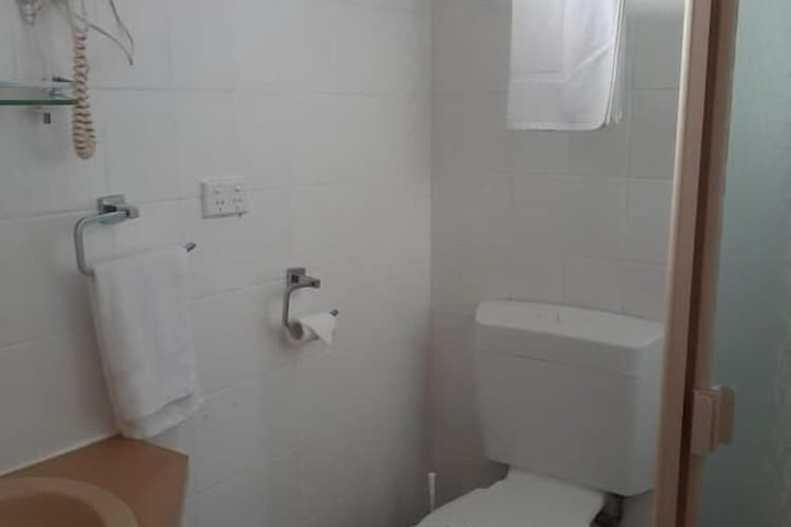 Room 19 of 28