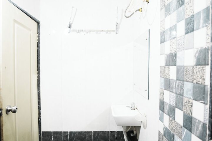 Room 25 of 32