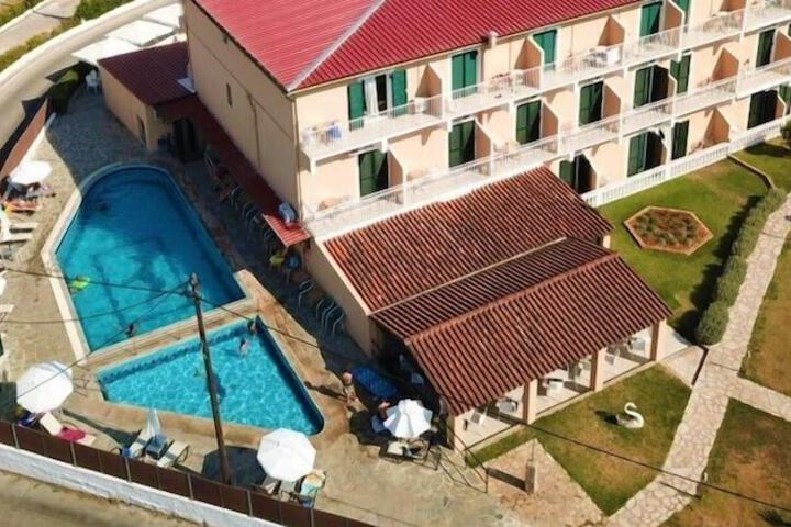 Hotel 55 of 58