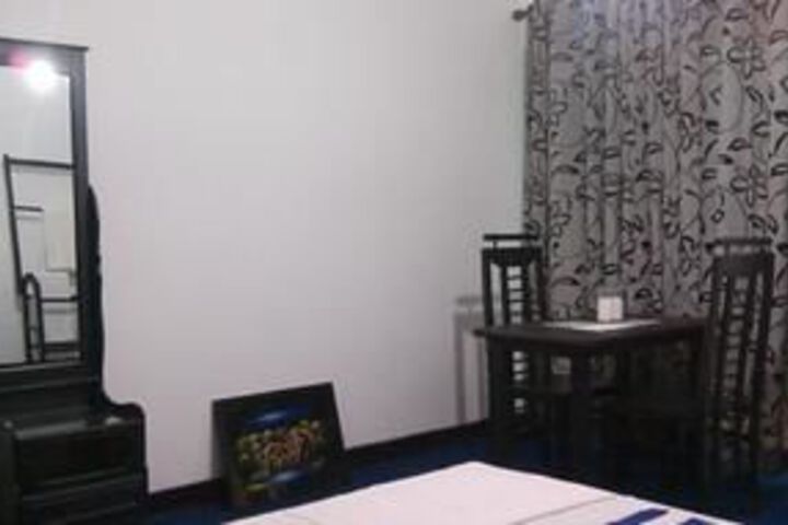 Room 17 of 17