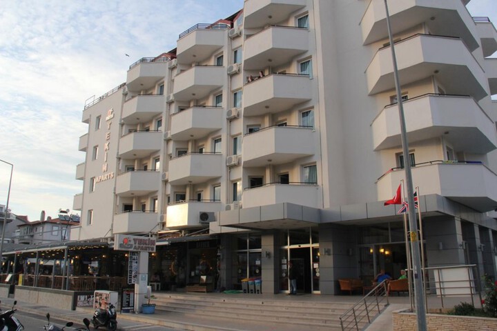Tekin Apartment