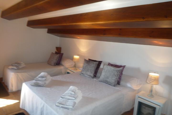 Room 14 of 26
