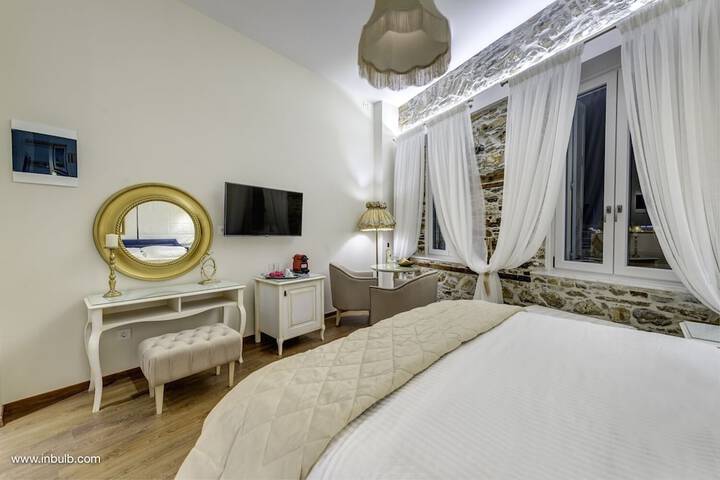 Room 15 of 74