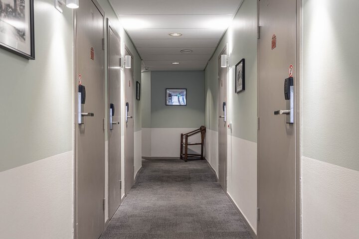 Room 22 of 92