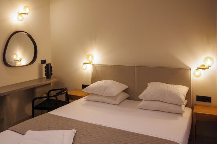 Room 37 of 186