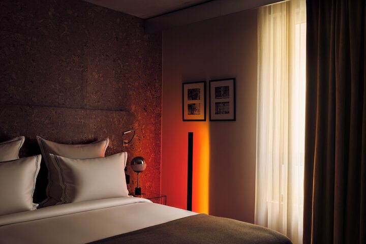 Room 10 of 46