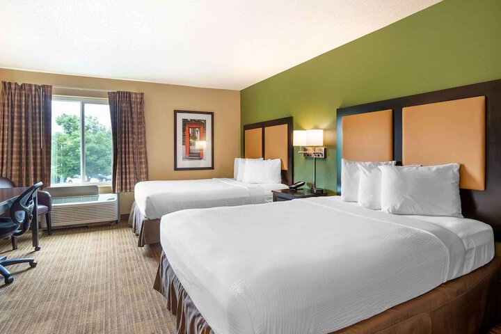 Studio 2 Double Beds (5 of 5)