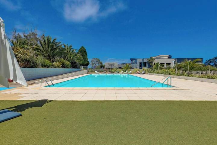 Pool 39 of 77