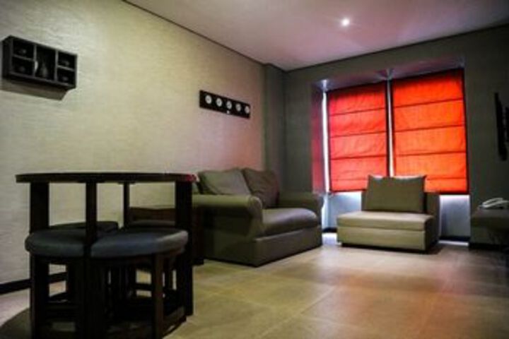 Room 50 of 54