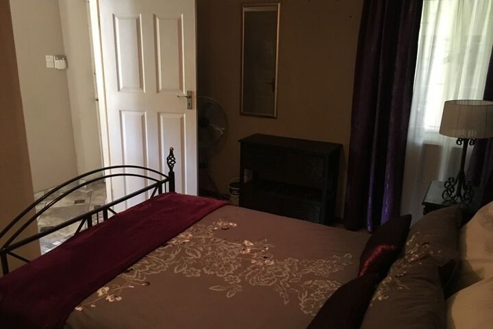 Room 8 of 48