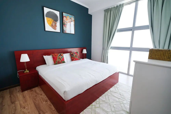 Room 2 of 12