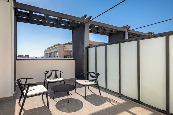 Terrace/Patio 21 of 64