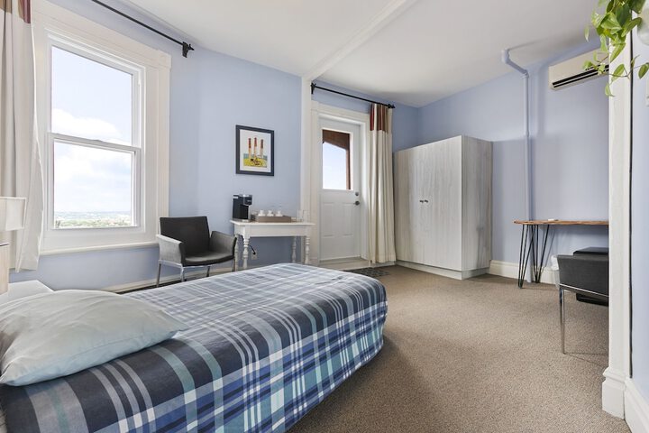 Room 20 of 49