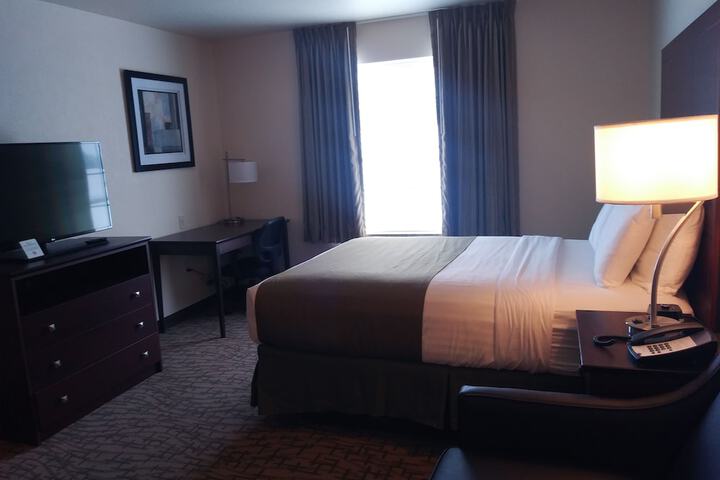 2 Queen Guest Room (14 of 16)