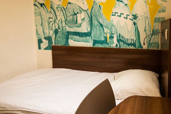 Room 40 of 62