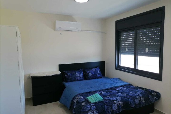 Room 8 of 39