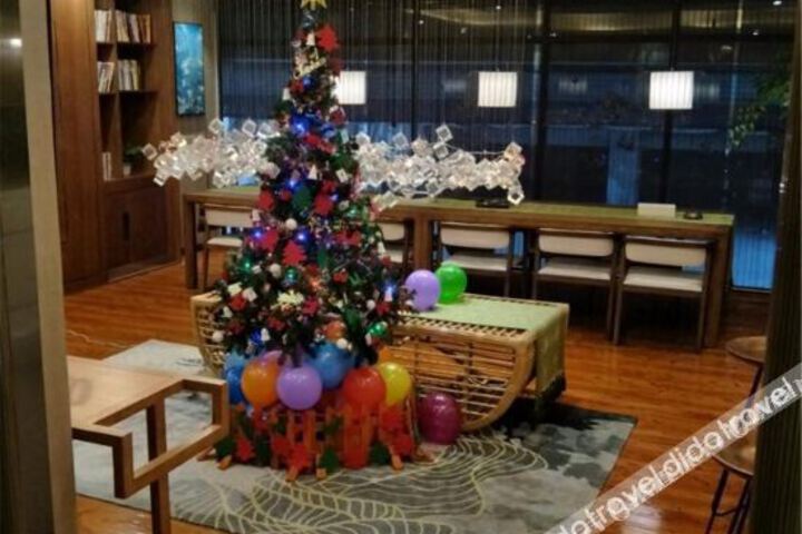 Hotel Interior 19 of 39