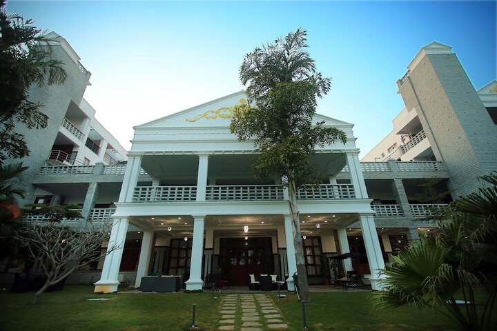 Hotel 43 of 45