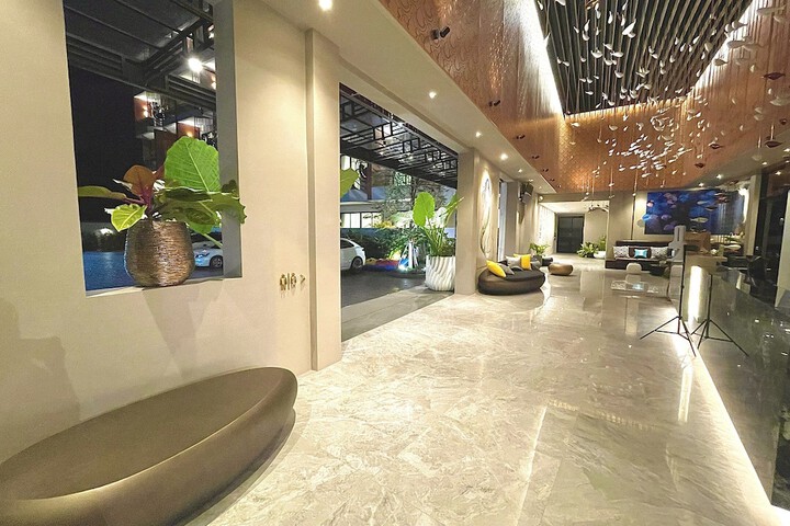 Hotel Interior 5 of 72