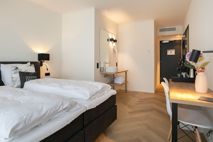 Room 29 of 49