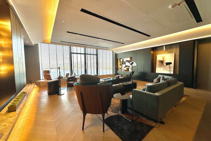 Room 28 of 60