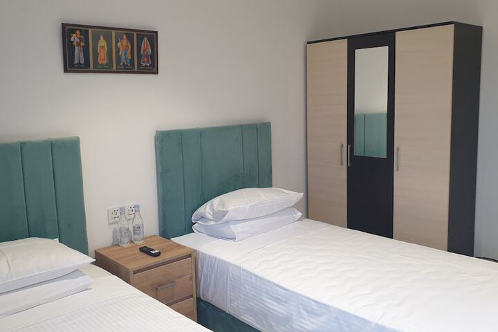 Room 15 of 70