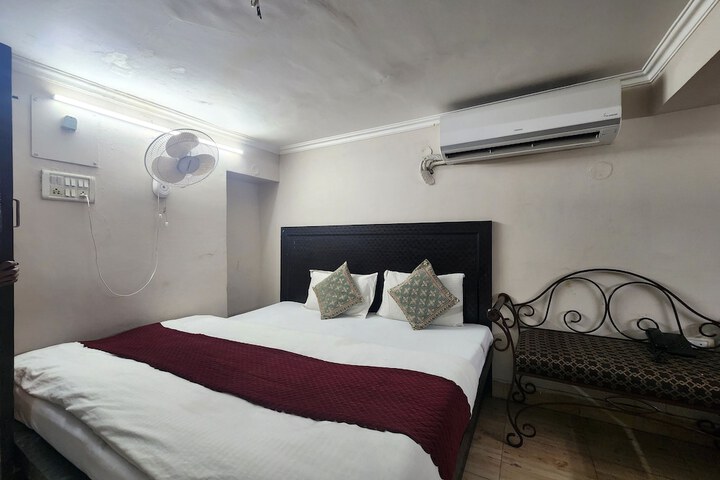 Room 17 of 58