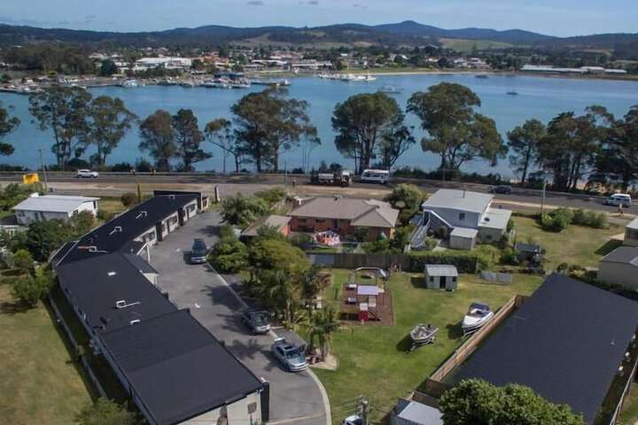 Georges Bay Apartments