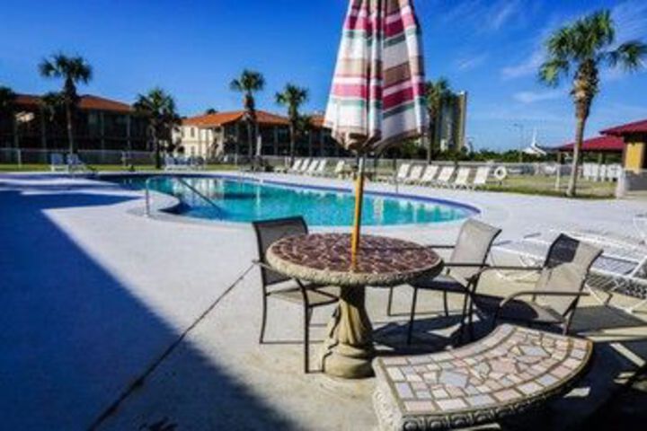 Pool 50 of 59