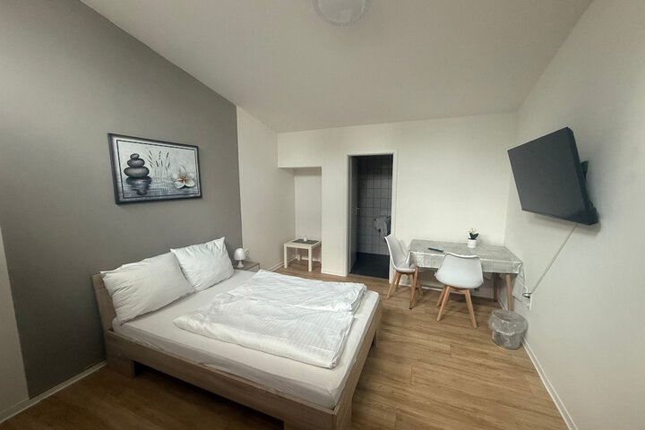 Room 27 of 41