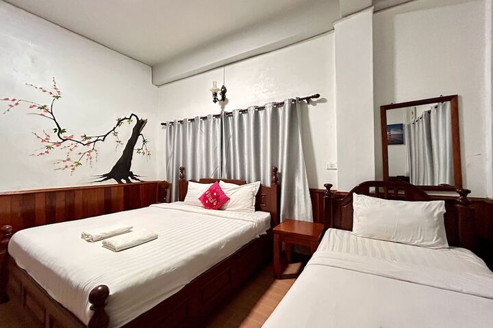 Room 13 of 61