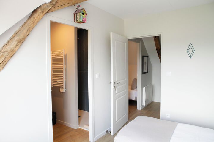 Room 18 of 21