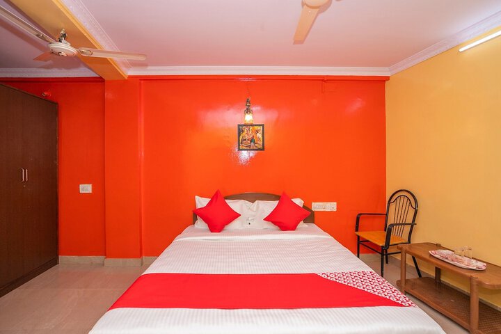 Room 14 of 22