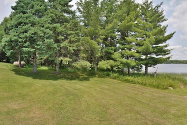 Property Grounds 38 of 45