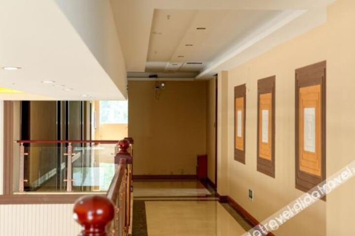 Hotel Interior 7 of 10