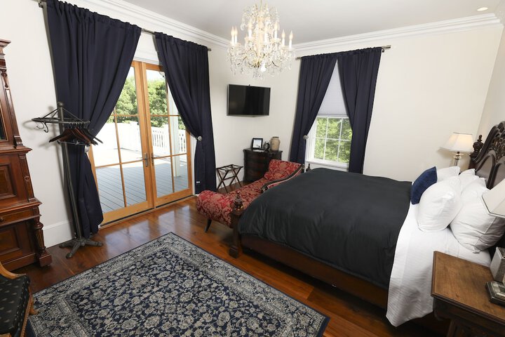 1 King Bed (23 of 65)