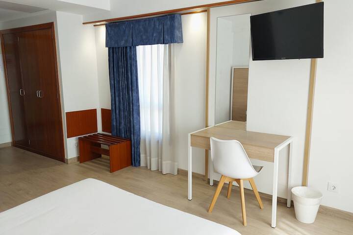 Room 45 of 105