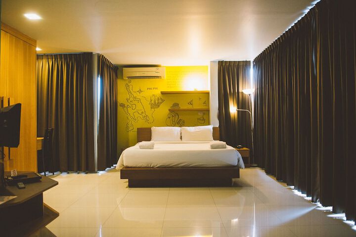 Room 13 of 41