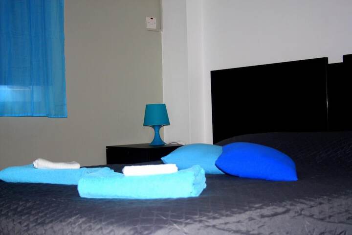 Room 3 of 45