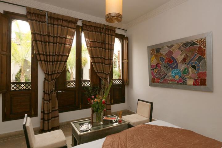 Room 18 of 263