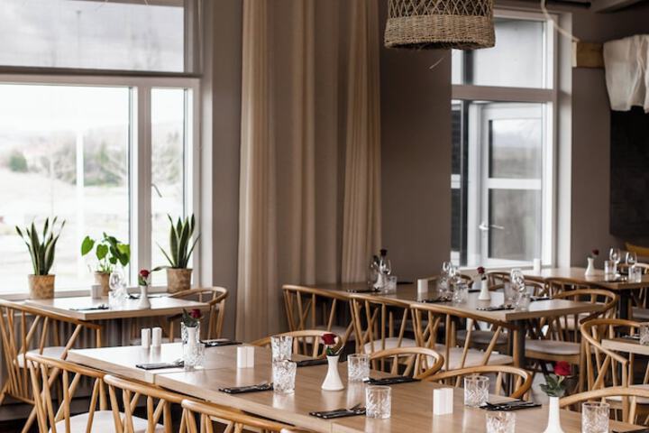 Breakfast area