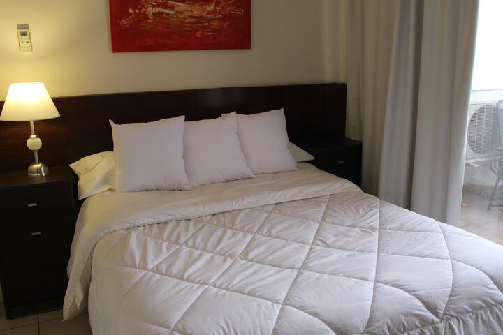 Room 37 of 77