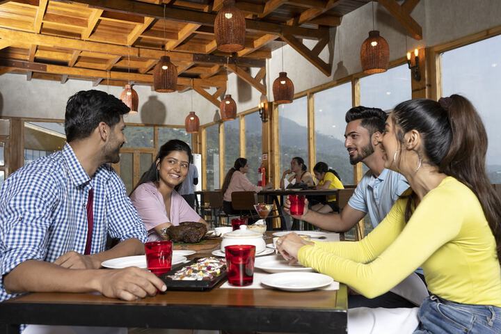 Dining 50 of 82