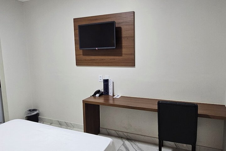 Room 50 of 89