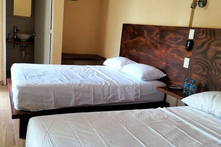 Room 8 of 29